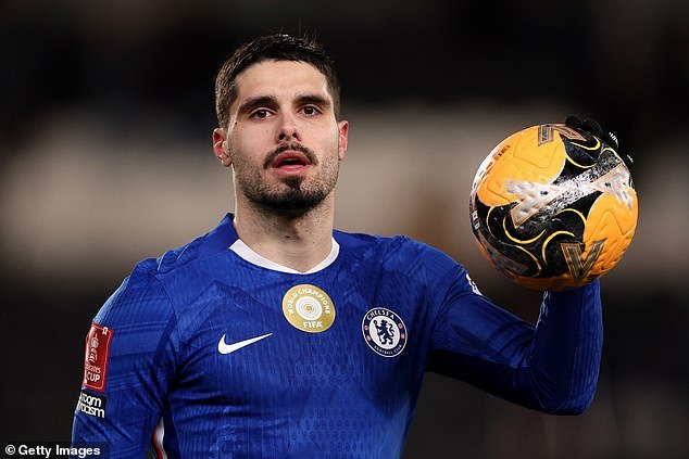 Hull City 0-4 Chelsea: Pedro Neto anotó el primer hat-trick de los Blues y los hombres de Liam Rosenia dejaron a un lado a los jugadores de alto nivel del campeonato para avanzar a la quinta ronda de la Copa FA