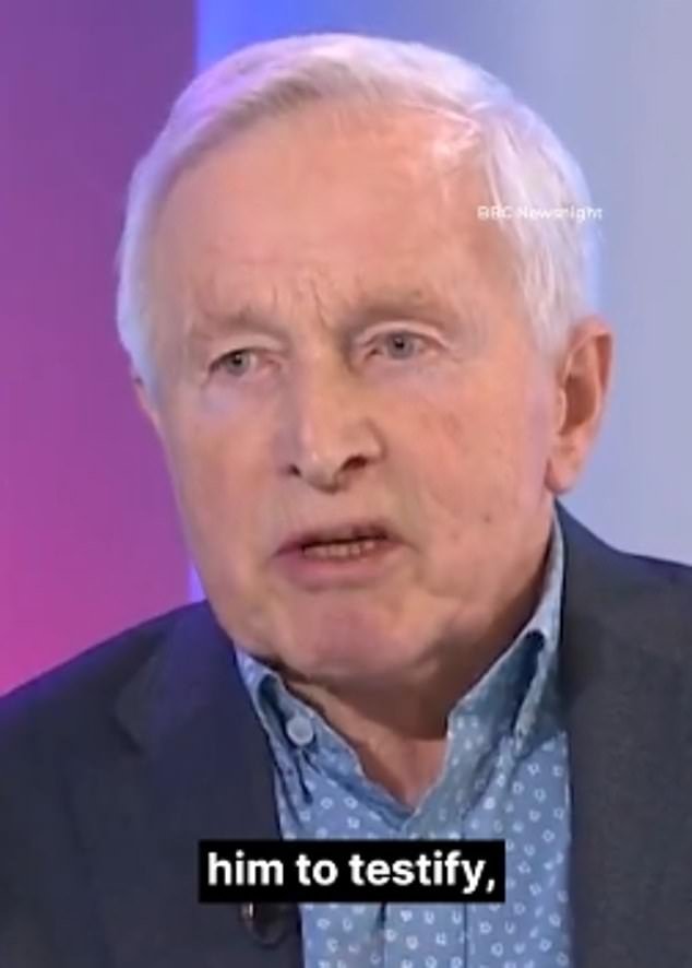 El rey Carlos está «muy interesado» en que Andrés testifique ante el Congreso de Estados Unidos y está «horrorizado» por las revelaciones de Epstein, dice su amigo cercano Jonathan Dimbleby.