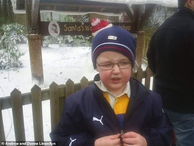 Experto que ayudó a condenar a Lucy Letby diagnostica erróneamente el tumor cerebral de un niño como «bulimia»