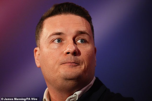 Wes Streeting aumenta la presión para revocar el juicio por bloqueo de edad a medida que Irlanda del Norte se retira en medio de un desafío legal