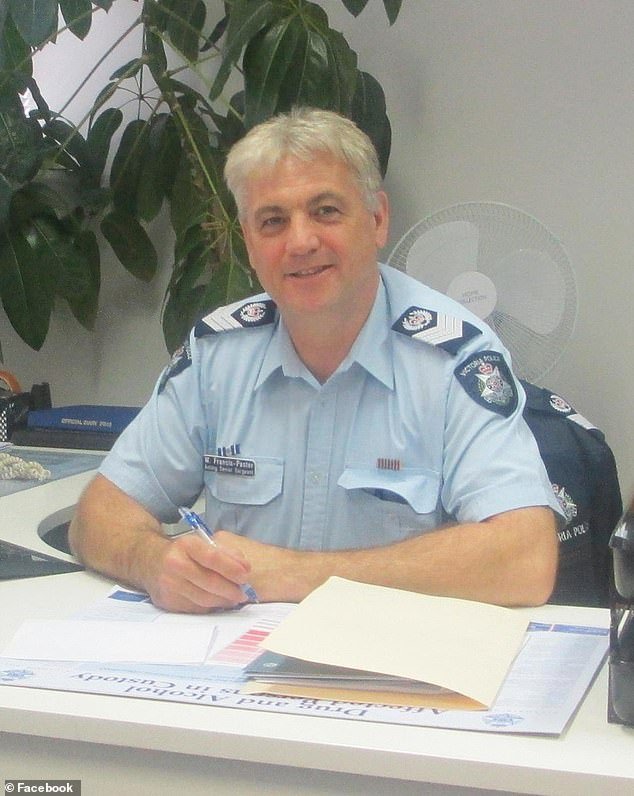 Un policía australiano agredió a una mujer «del tamaño de una niña de 12 años» después de que estalló una fea pelea en una gasolinera de Melbourne.