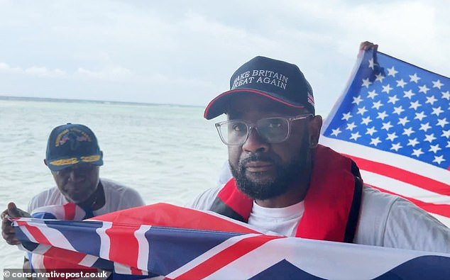 ‘¡El gobierno no expulsará a los inmigrantes, pero nosotros expulsaremos al pueblo británico!’ Furia porque el partido laborista puede abandonar las islas Chagos y ceder territorio a un aliado de China