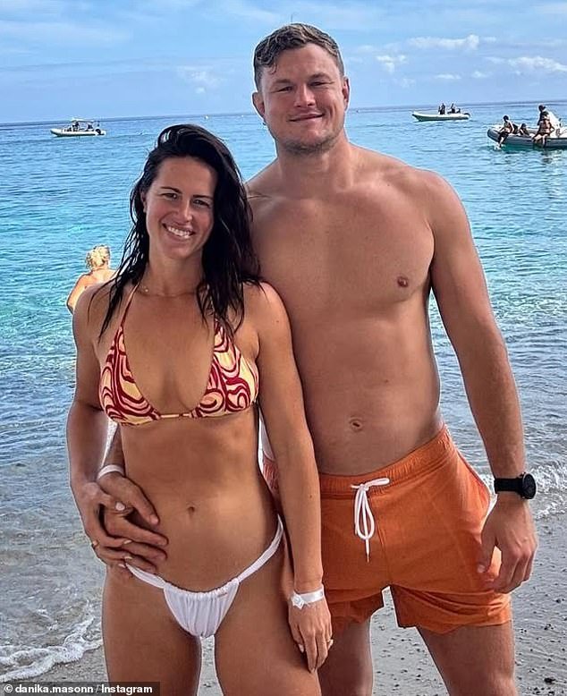 Cómo el prometido del futbolista Danica Mason, Liam Knight, tuvo su propio escándalo con la bebida. Era mucho peor que la estrella de Canal Nueve y tenía un pésimo trabajo con Aeroguard