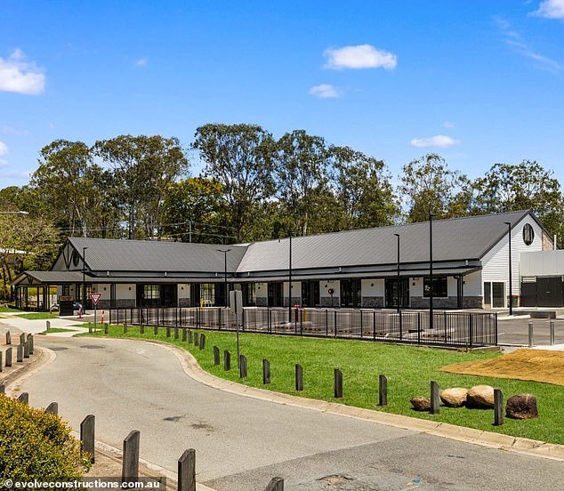 Por qué los australianos están enojados con este pub rural recién construido que ofrece membresías de $299