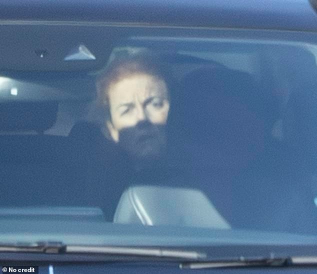 Sarah Ferguson ingresa a la clínica de bienestar más cara del mundo después de que los detalles sobre su estrecha amistad con Jeffrey Epstein la destruyeran.