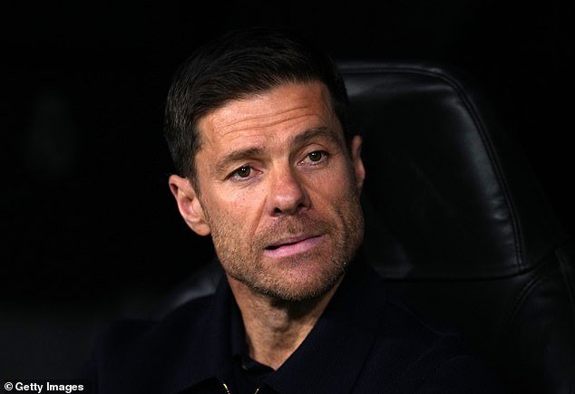 Xabi Alonso ‘rechazado inmediatamente’ por los principales clubes europeos porque son ‘demasiado caóticos’, mientras el exjefe despedido del Real Madrid mantiene abiertas sus opciones en medio del vínculo con el Liverpool