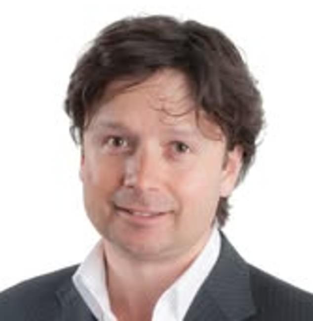 El fundador del gigante de la moda online Asos ‘muere’ en Tailandia: un millonario de 58 años muere en una misteriosa caída