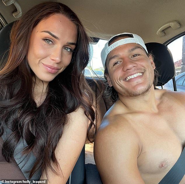 La estrella de la NRL hizo el sorprendente movimiento después de acusar a su club de ‘luchar’ con 35 de sus compañeros de equipo por sanciones impactantes por llegar tarde al entrenamiento.