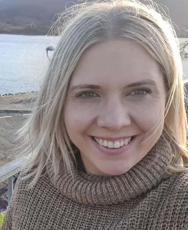 Alerta de salud urgente del tatuaje cuando decenas de clientes pierden de vista