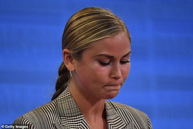 Giro explosivo en el caso del abusador de Grace Tame, Nicholas Ockert Bester, profesor pedófilo acusado de abusar de ella en las redes sociales