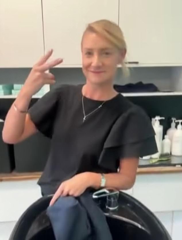 Se revela el impactante secreto de la recogida en la guardería del estilista australiano