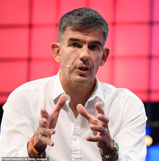 ¿Quieres saber quién dirige la BBC? Googlealo