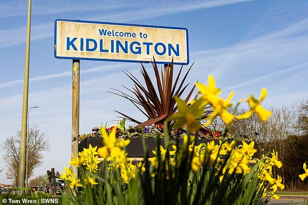 Uno de los pueblos más grandes del Reino Unido se convertirá en una nueva ciudad, pero los residentes locales no están contentos con ello.