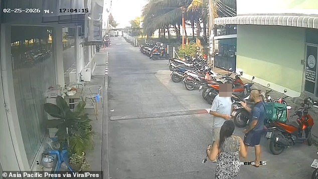 Un británico de 57 años asesinado con un solo golpe de kárate en el cuello después de una pelea en motocicleta con un turista sueco en Tailandia