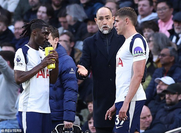 Ian Wright afirma que las estrellas del Tottenham ya han ‘revisado’ al nuevo jefe Igor Tudor a pesar de los temores de la turbulenta batalla por el descenso del club