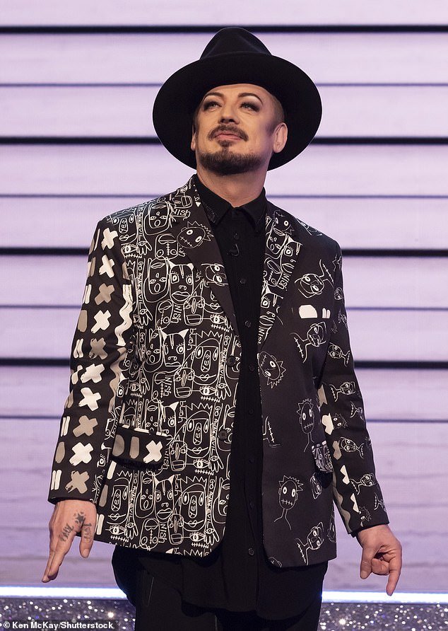 Boy George ‘hace una oferta sorpresa para competir con el cantante italiano en Eurovisión’