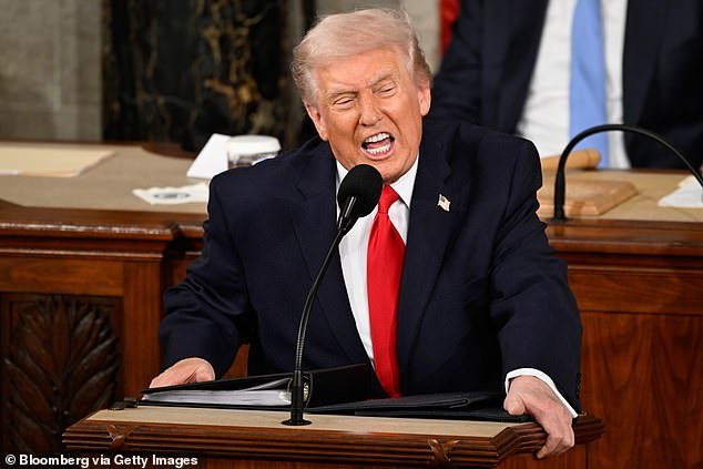 La gobernadora republicana Christy Noem dice que salgan de mi estado mientras expertos de Trump advierten que la creciente insurgencia es un «gran problema»