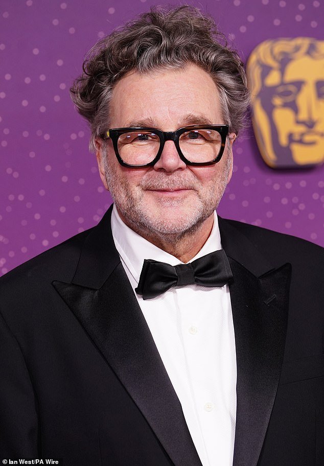 El director afirma que la BBC ‘retiró’ al activista de Tourette, John Davidson, al ventilar su arrebato racista