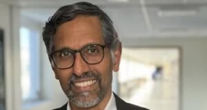 La profesora J.K. Rowling, que detuvo el ensayo sobre bloqueadores de la pubertad, fue retirada de Bias Row después de que ella lo llamara «tesoro de nuestro tiempo».