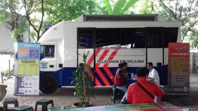 SIM móvil viernes 13 de febrero de 2026, ubicación del servicio en Yakarta