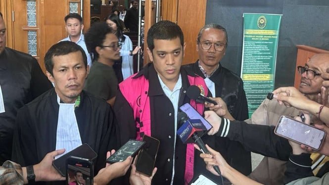 El hijo de Riza Khalid condenado a 18 años de prisión por un caso de corrupción en el petróleo crudo