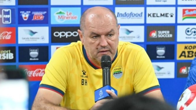 Bojan Hodak insta a los jugadores de Persib a no equiparar la Superliga con la ACL 2: los niveles son diferentes