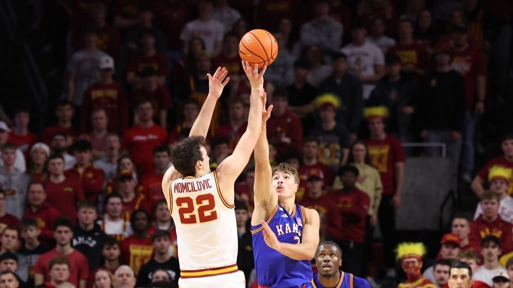 El No. 5 Iowa State rompe la racha ganadora de Kansas con el No. Logrado 9