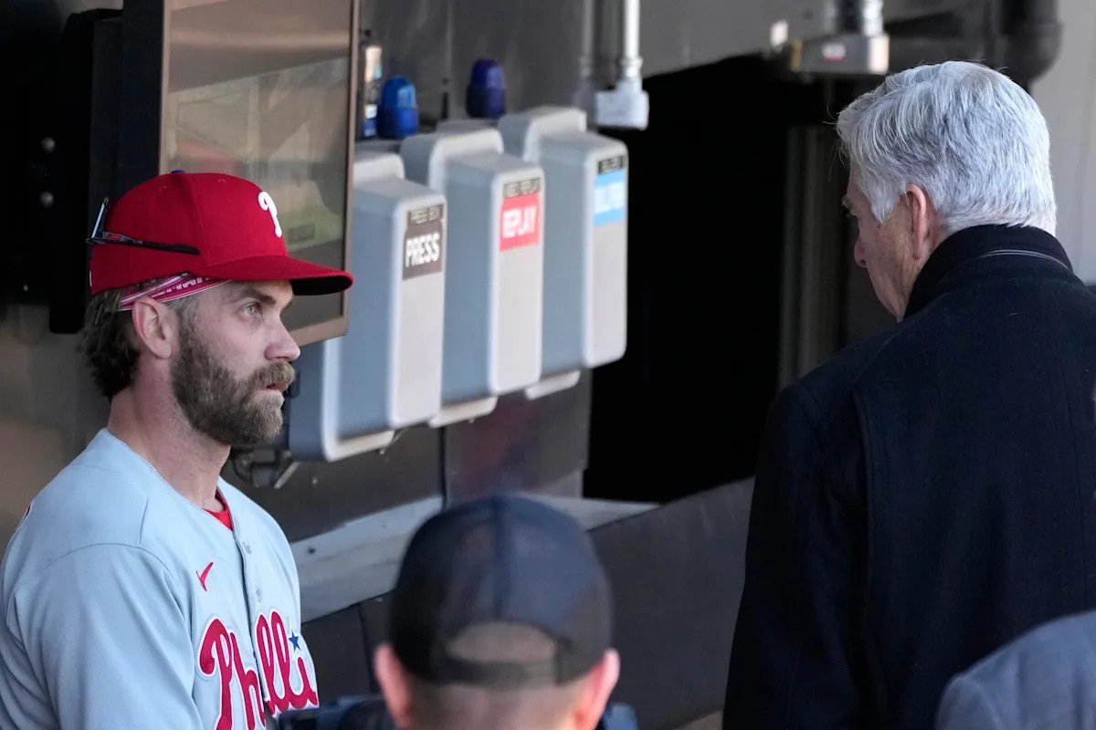 Los comentarios de Dave Dombrowski sobre Bryce Harper de cara a la nueva temporada aún persisten: «Que Dave diga esas cosas, sigue siendo cruel conmigo»