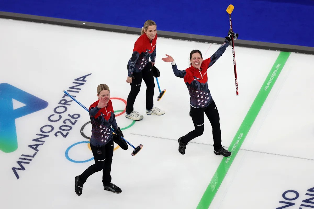 Tabitha Peterson lideró al equipo de curling femenino de EE. UU. a una remontada de 6-5 sobre China, capturando puntos en los 2 últimos parciales.