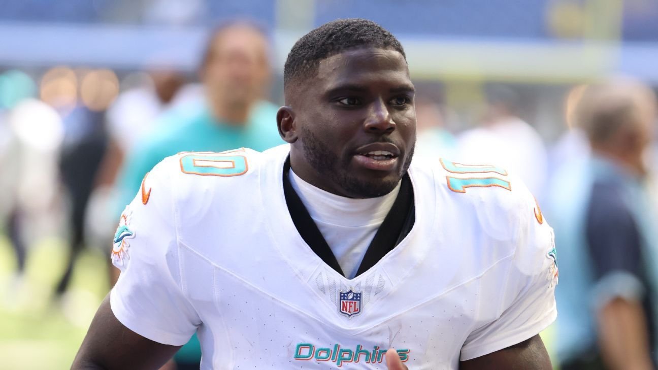 Fuentes: Los Dolphins liberan al ocho veces Pro Bowl WR Tyreek Hill