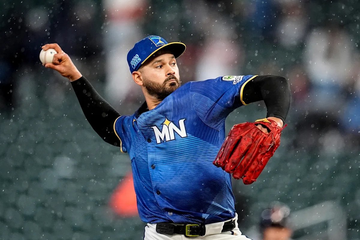 El lanzador de los Mellizos Pablo López se desgarra el ligamento del codo y la cirugía que pone fin a la temporada ‘está sobre la mesa’