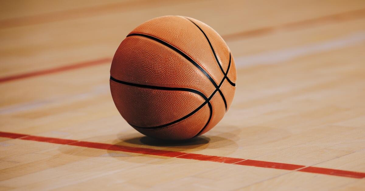 Baloncesto de secundaria: resultados de los playoffs de niños y niñas del martes