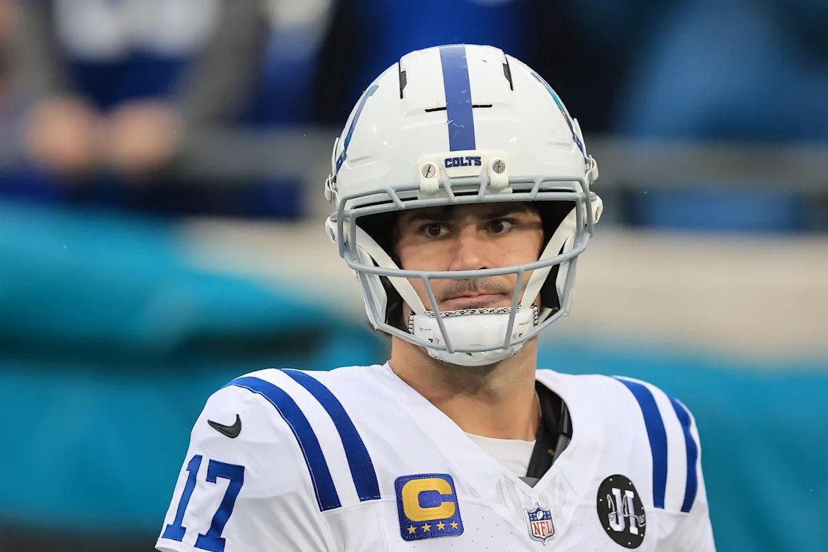 Colts considerando una extensión de contrato de varios años para el QB Daniel Jones: Informe