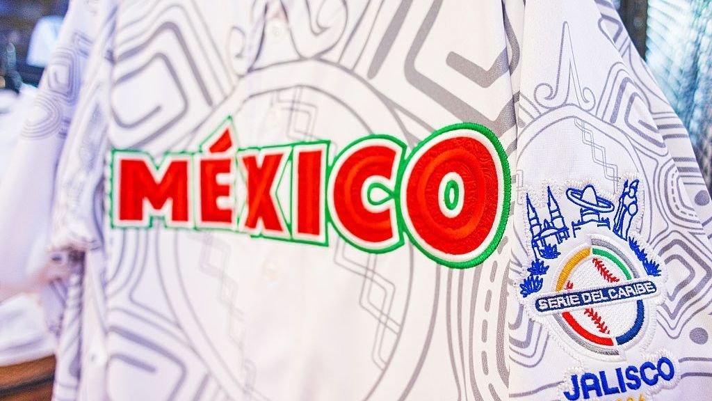 Fuentes: El juego entre México e Islandia continúa en medio de la violencia de los cárteles