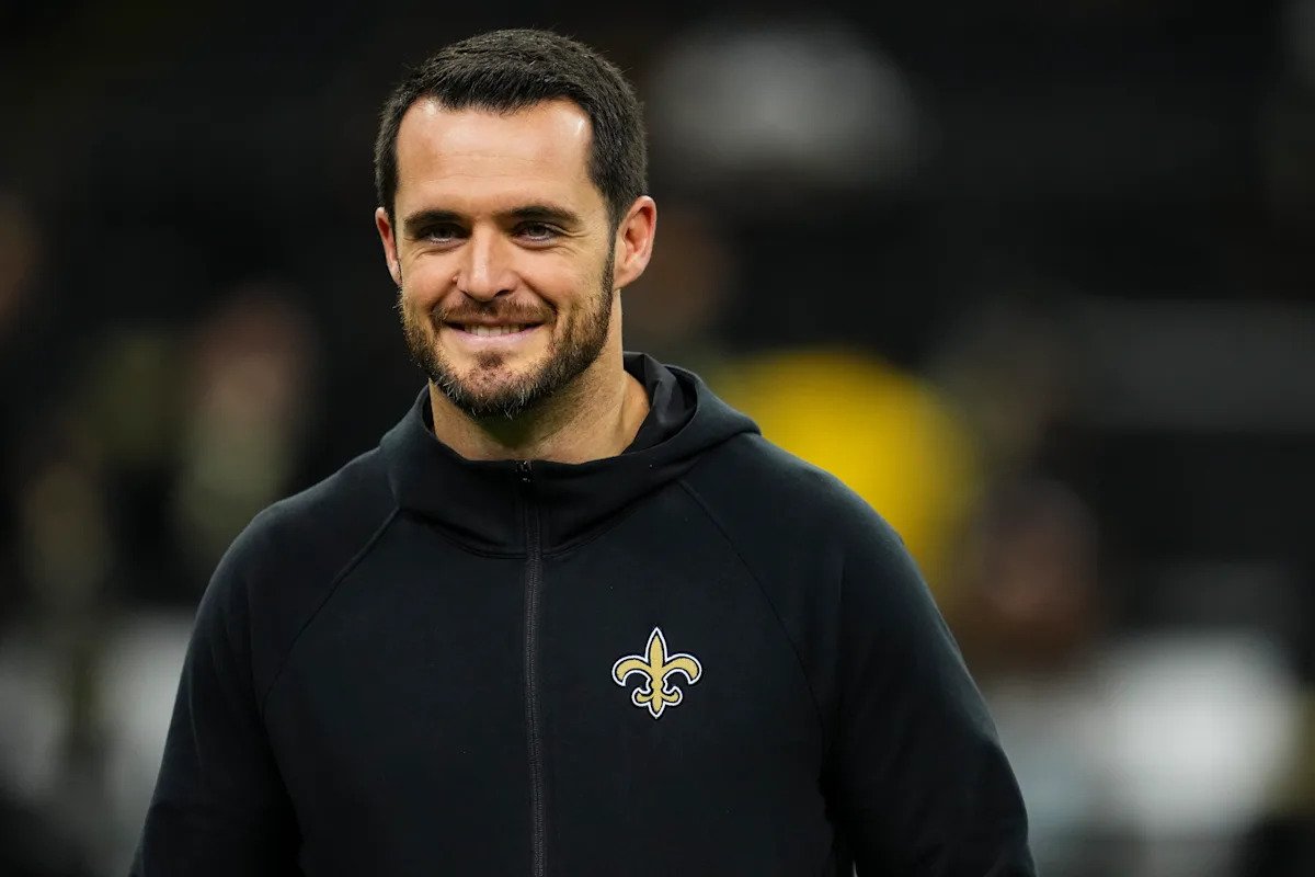 Los Saints no han tenido noticias de equipos que hayan intercambiado a Derek Carr: informes