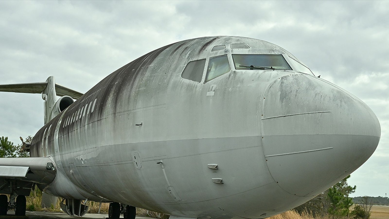 Mire el interior del deteriorado jet privado de Jeffrey Epstein, apodado ‘Lolita Express’