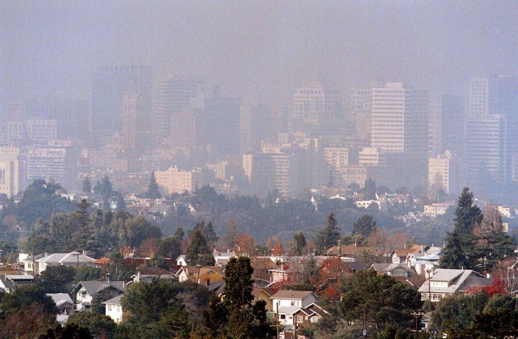 Un informe ilegal del DOE respalda la derogación de las normas climáticas por parte de Trump