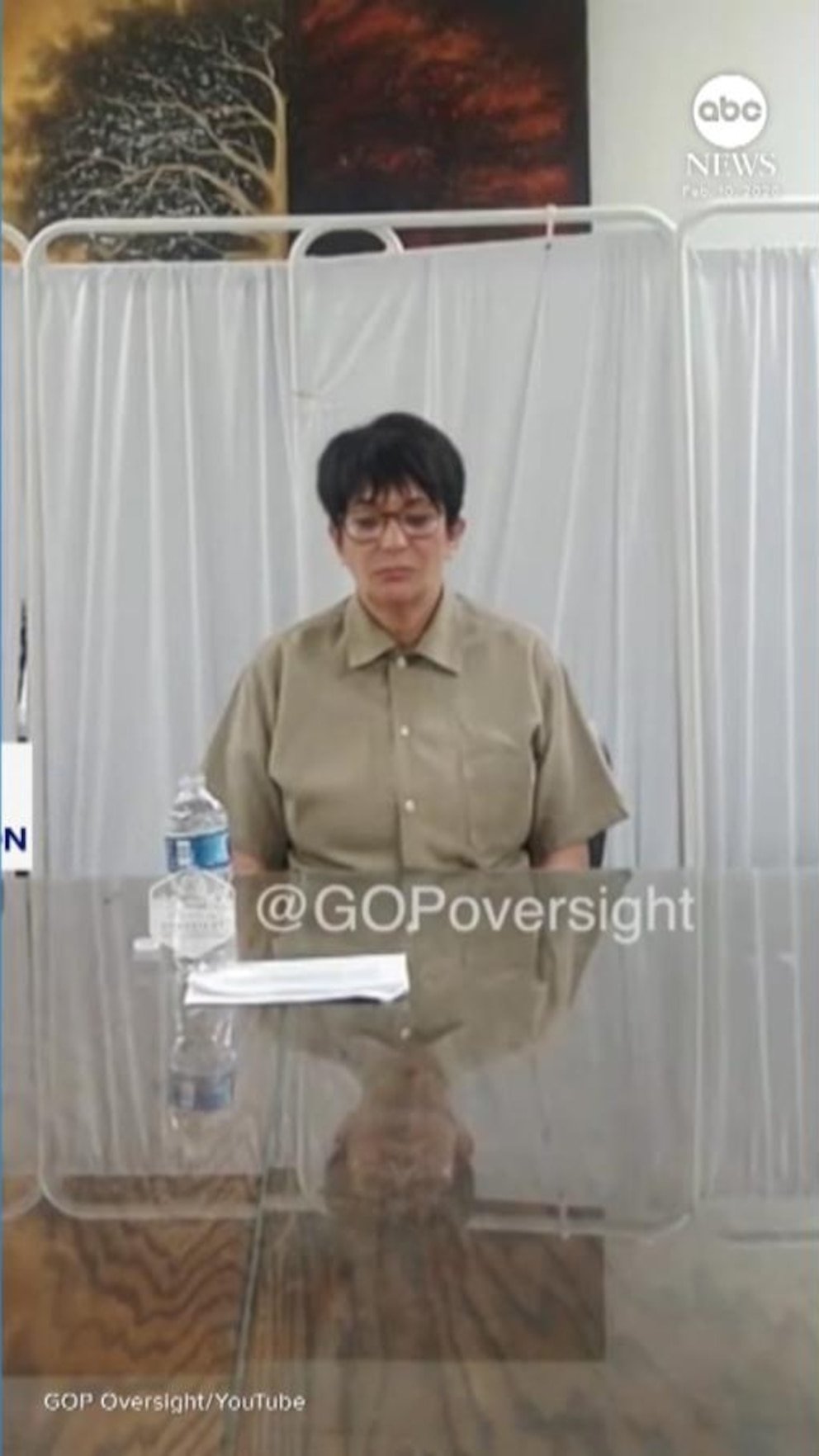 Video Ghislaine Maxwell termina quinta en declaración de supervisión a puerta cerrada