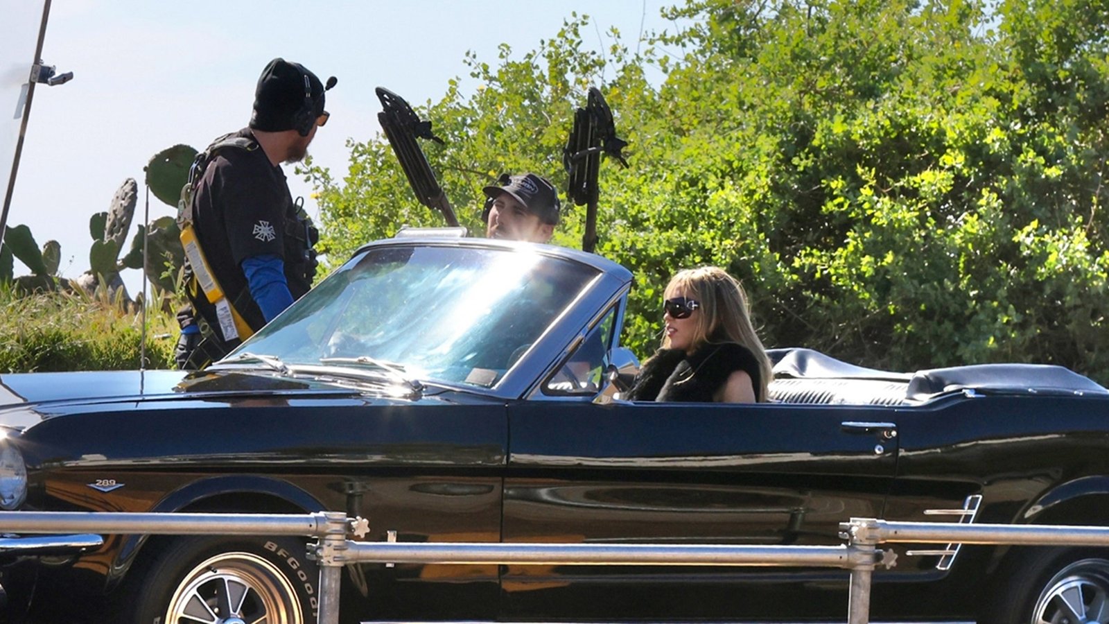 Miley Cyrus fue vista filmando el ‘especial del 20 aniversario de Hannah Montana’ en Malibú