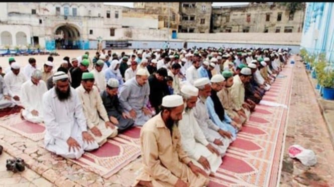 Calendario completo de oración para DKI Yakarta y sus alrededores, lunes 23 de febrero de 2026