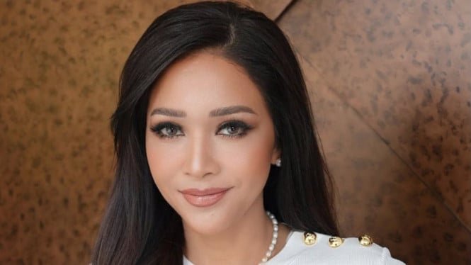 ¡Espero que no! Viejos amigos exponen las travesuras separadas de Maia durante la universidad