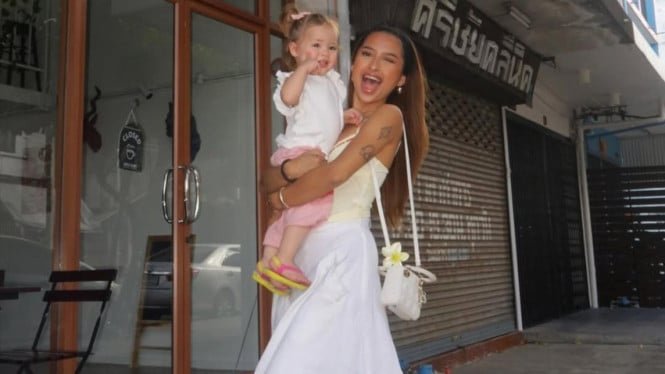 Jennifer Kopen admite haber dejado de salir de fiesta y beber desde que quedó embarazada de Kamari