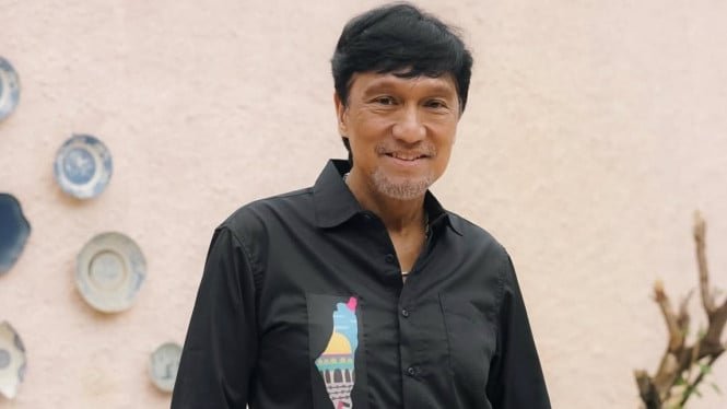 Ikang Fauzi está molesto porque su hija fue repentinamente destituida como oficial del Hajj de 2026.