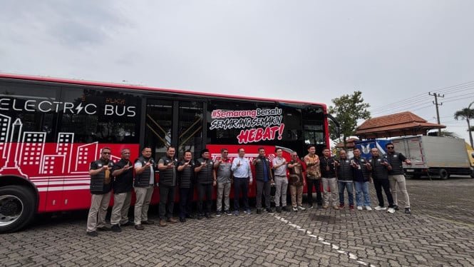 Semarang, VKTR implementa una prueba de autobús eléctrico de 12 metros y responde a las quejas de «calamares terrestres»