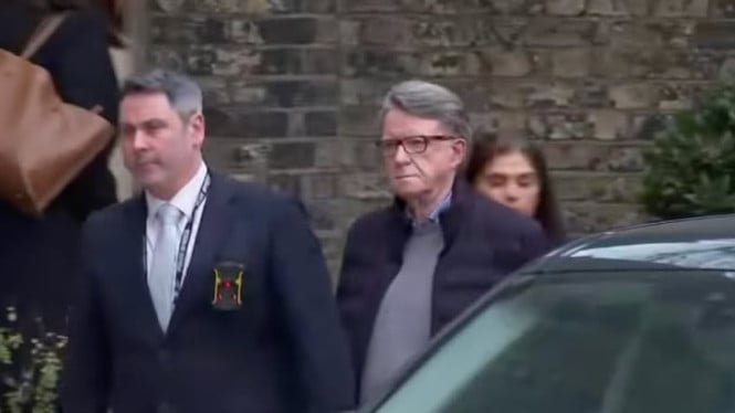 Peter Mandelson, exembajador británico en EE.UU., fue detenido tras el revuelo por el caso Epstein