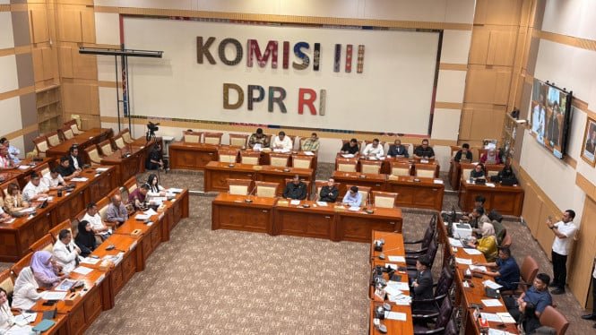 El fiscal insiste en la pena de muerte para la tripulación que transporta dos toneladas de shabu, Habiburokhman: ¡hay que elegir la pena de muerte!