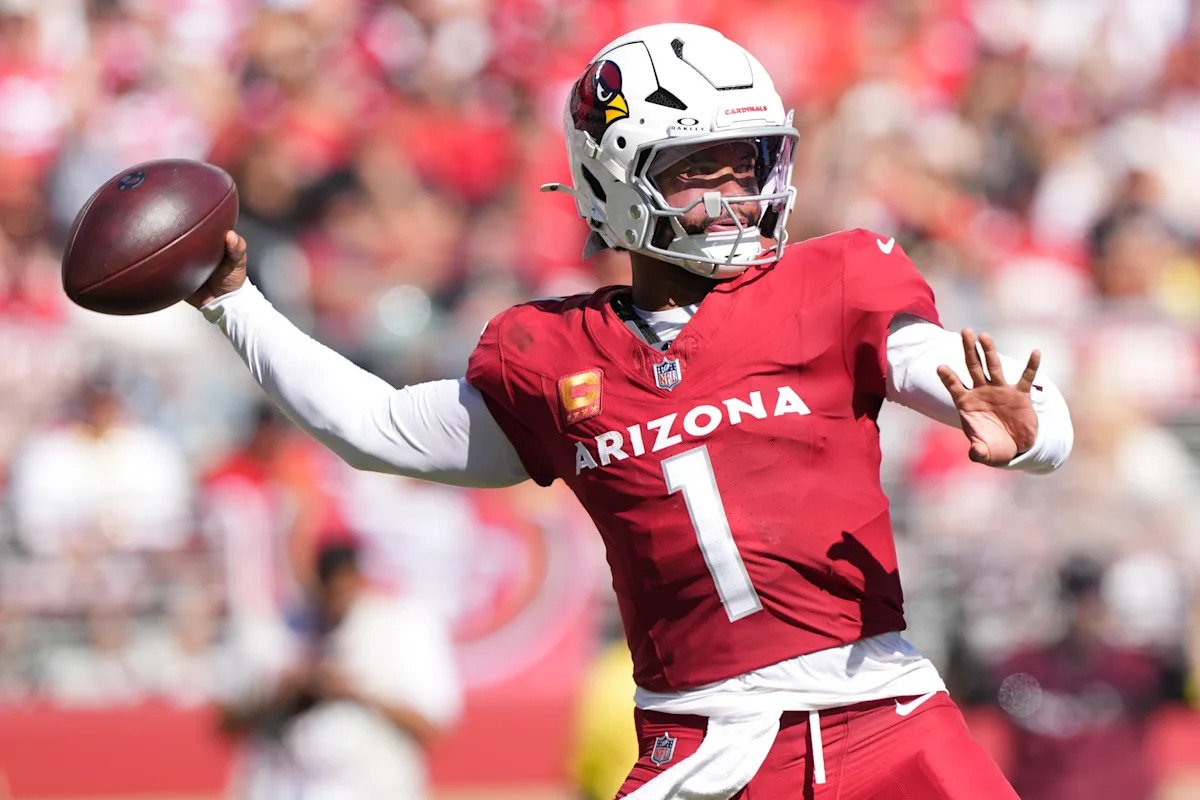 Kyler Murray, quien no ha hablado desde que terminó la temporada del gerente general de los Cardinals, Monty Ossenfort; Arizona está considerando ‘todas las opciones’ en QB