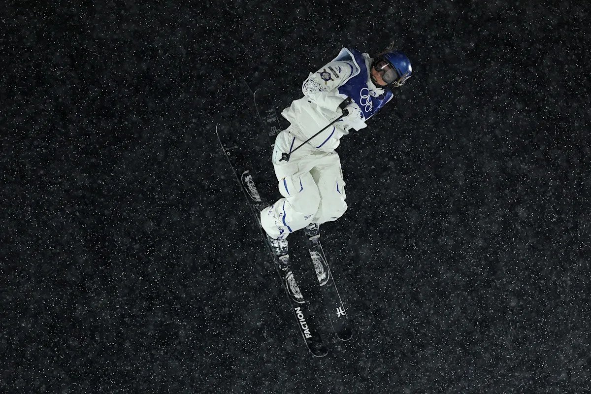 Juegos Olímpicos de Invierno 2026: Eileen Gu gana la medalla de plata en esquí estilo libre femenino