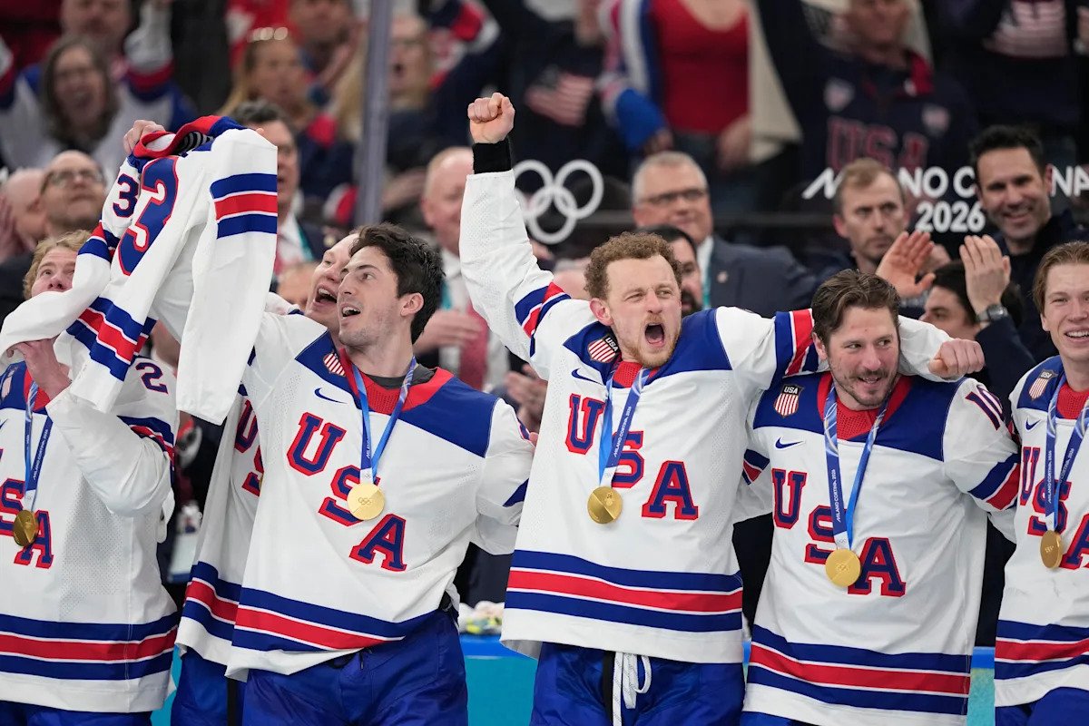 Recuento de medallas de los Juegos Olímpicos de Invierno 2026: el equipo de EE. UU. termina con 12 medallas de oro, la mejor marca nacional, con la victoria del hockey masculino sobre Canadá