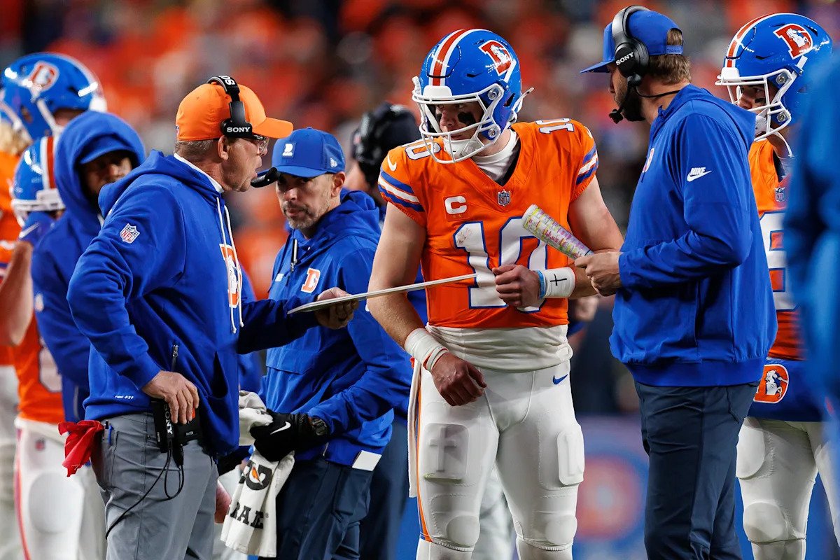 Sean Payton dice que el recién ascendido OC Davis Webb convocará las jugadas de los Broncos en 2026: ‘Creo que tiene un don’